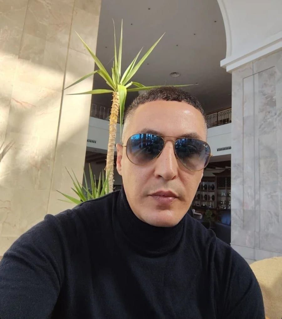 Profil de Cyr